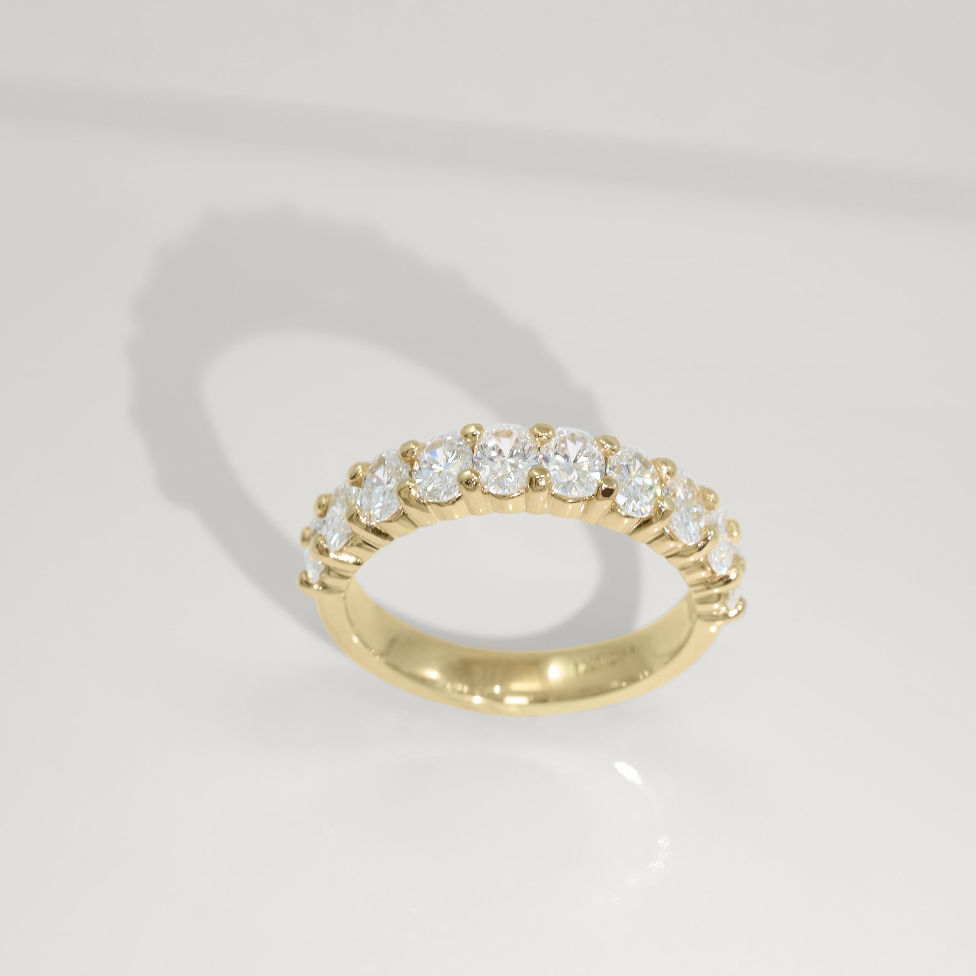 photo of the Classic 10-Stone Diamond Band from Omori Diamonds in Winnipeg, MB
