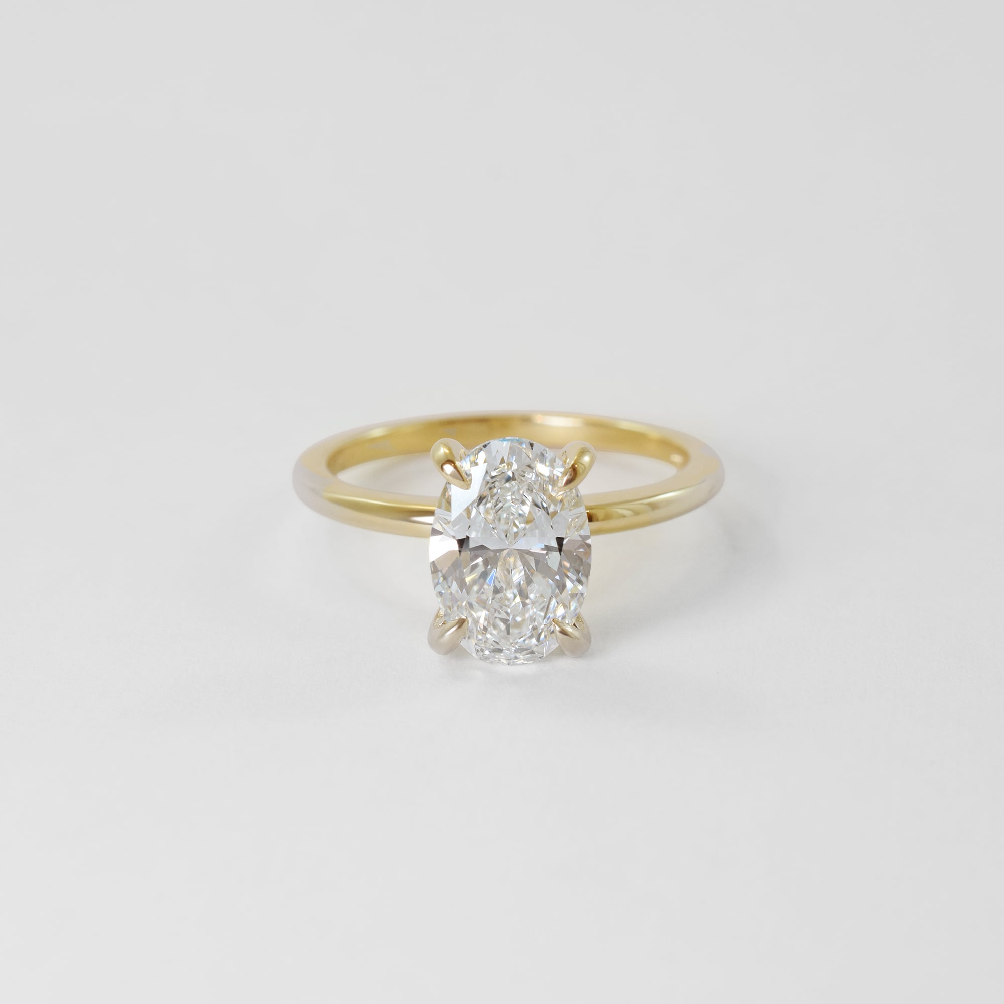 photo of the Omari Classic Solitaire Ring from Omari Diamonds in Winnipeg, MB